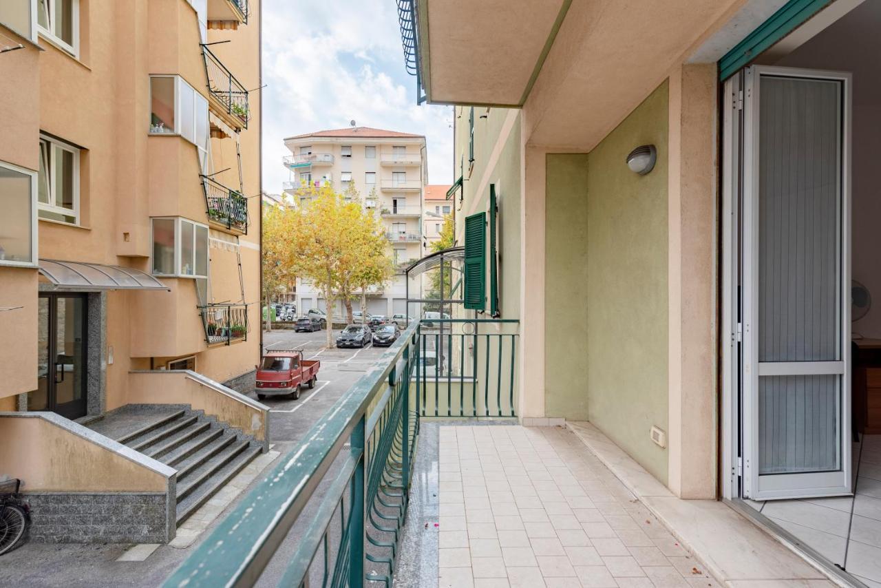 Joivy Cosy Flat With Parking In เคียวารี ภายนอก รูปภาพ